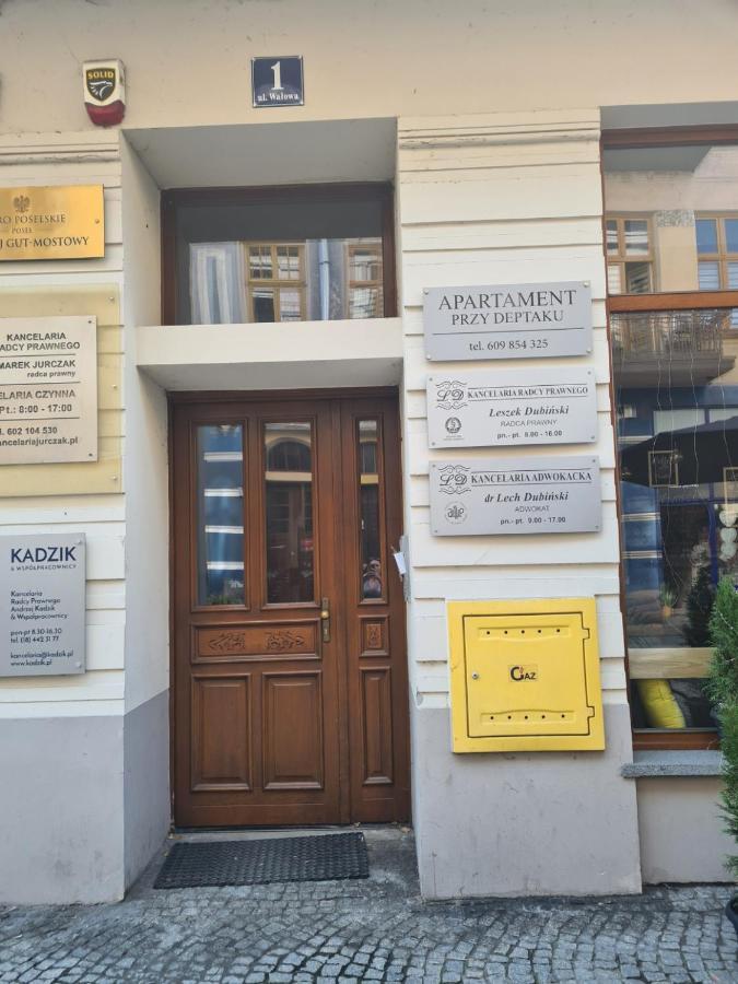 Apartamento Przy Deptaku Nowy Sącz Exterior foto