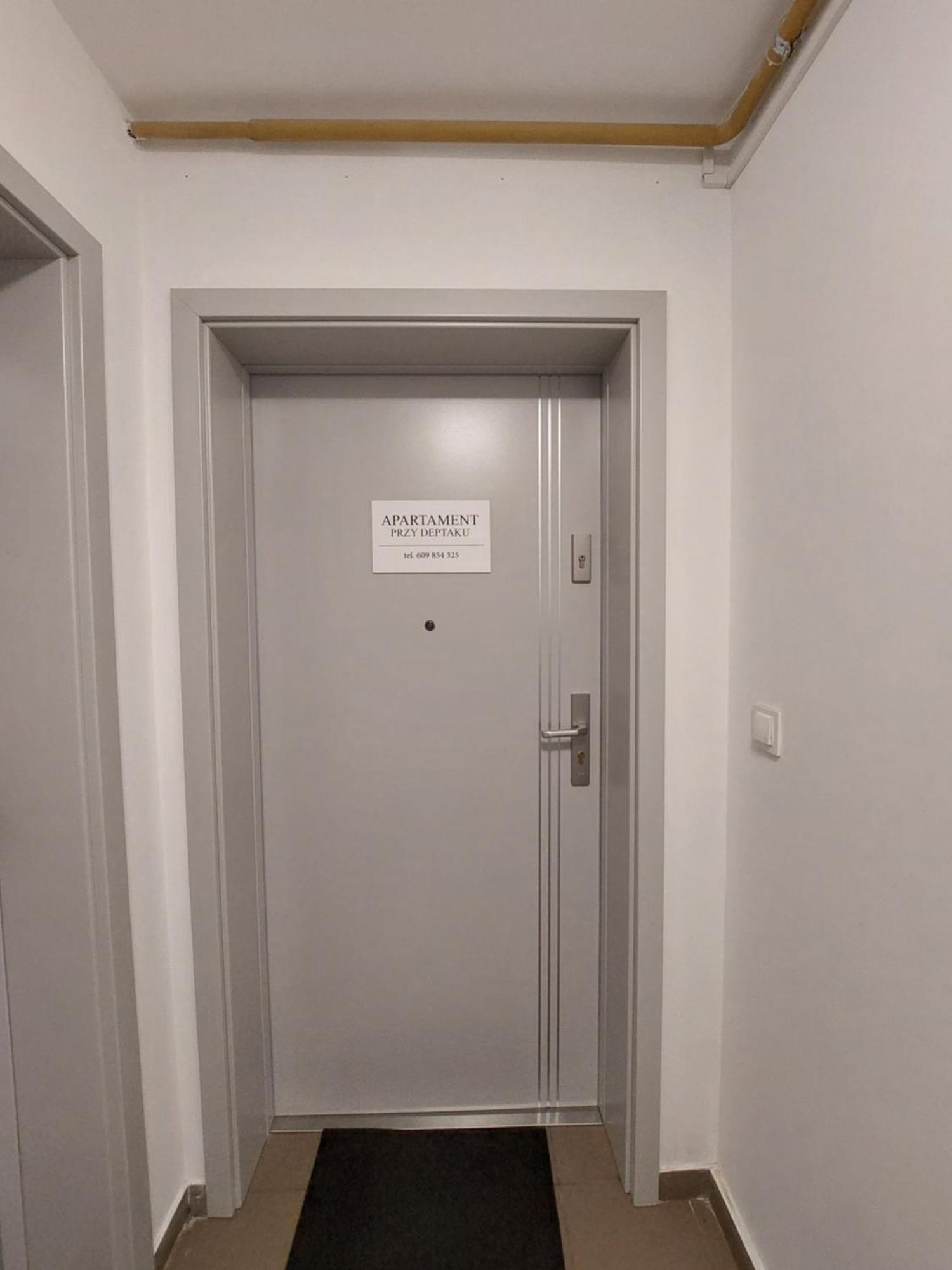 Apartamento Przy Deptaku Nowy Sącz Exterior foto